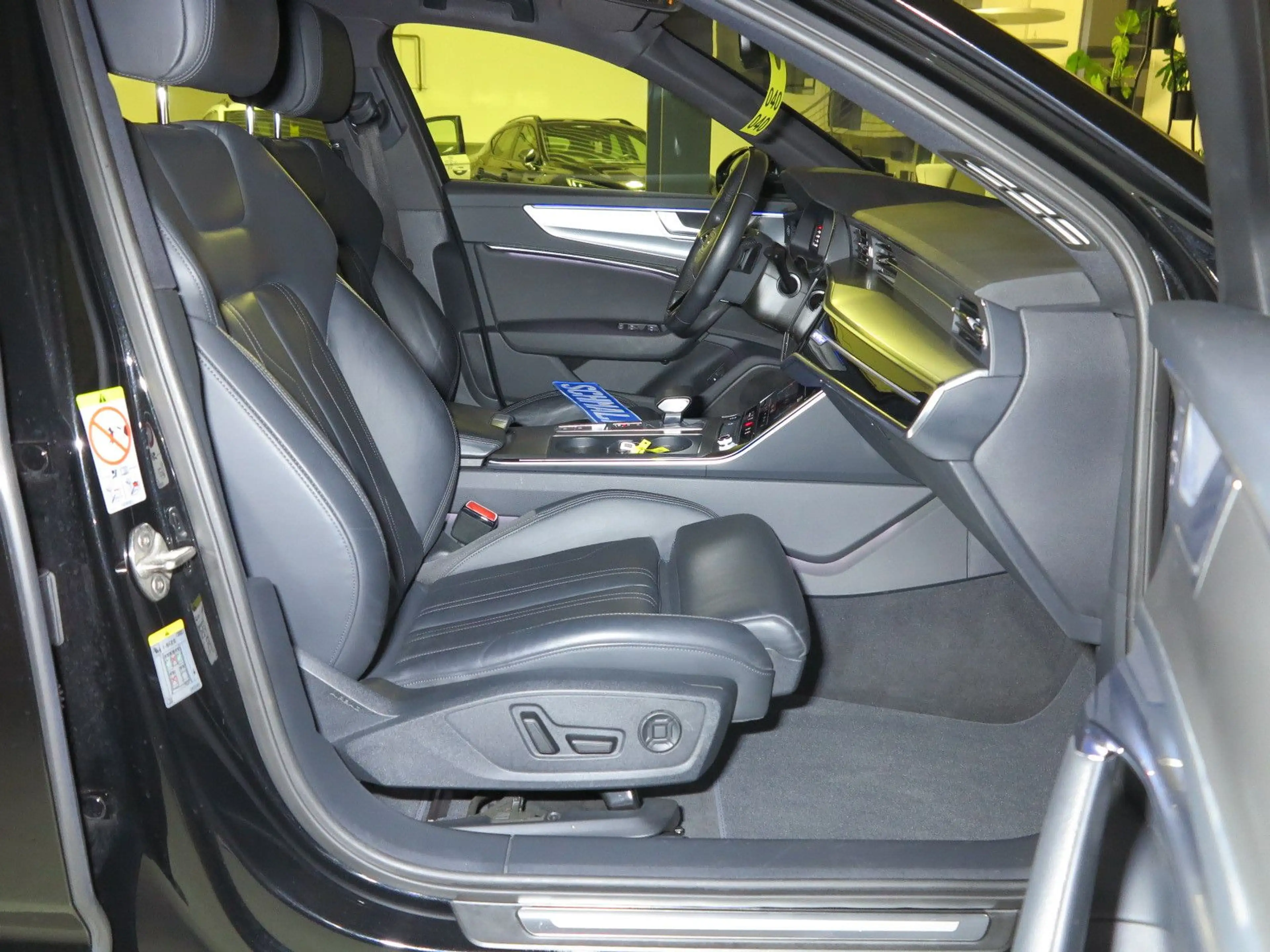 Audi A6 40 TDI2.0 SCR quattro S tronic sport AHK Navi — photo 11