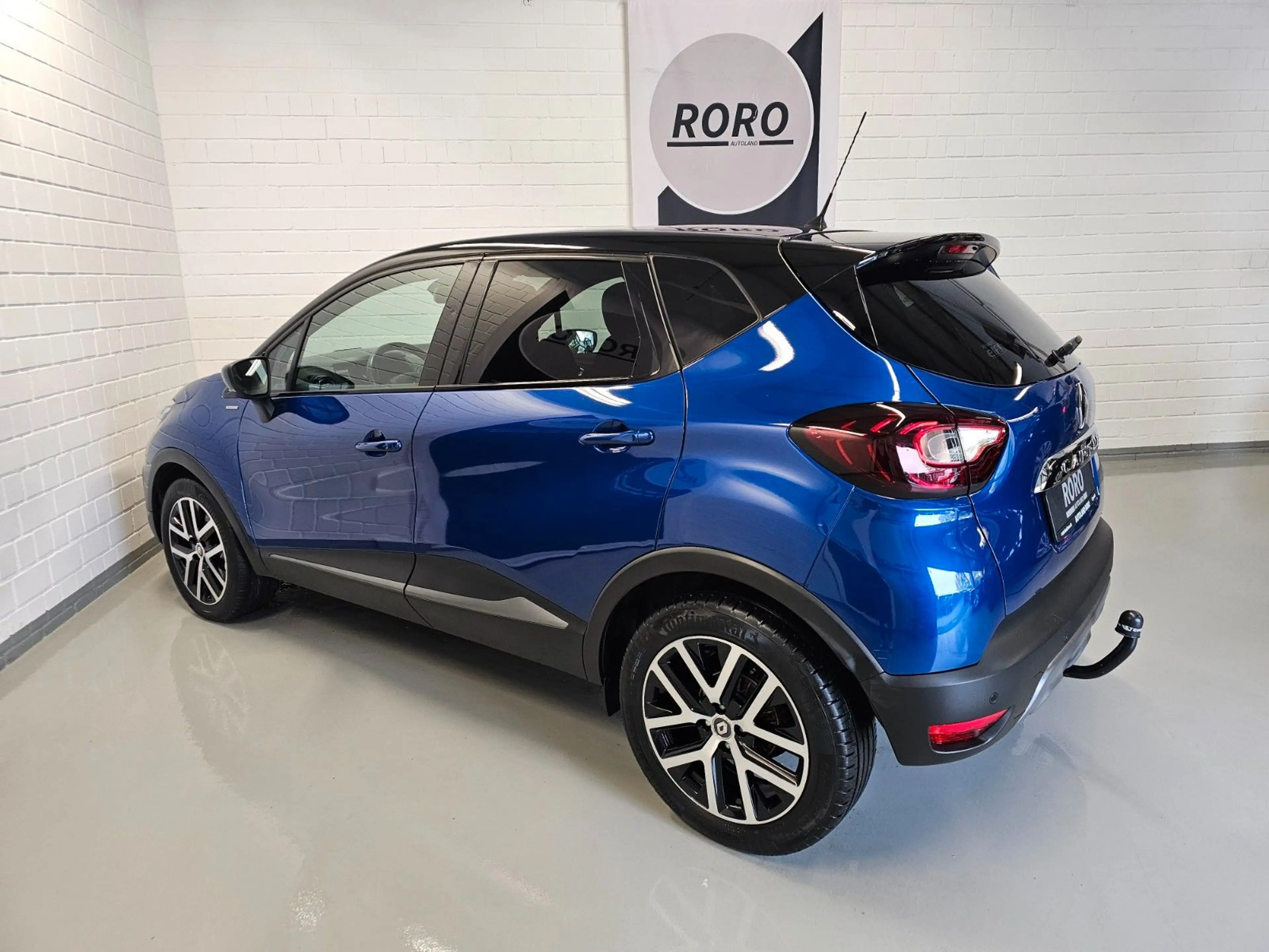 Renault Captur Version S + LED/AUTOMATIK/AHK/KAMERA/NAVI — photo 6