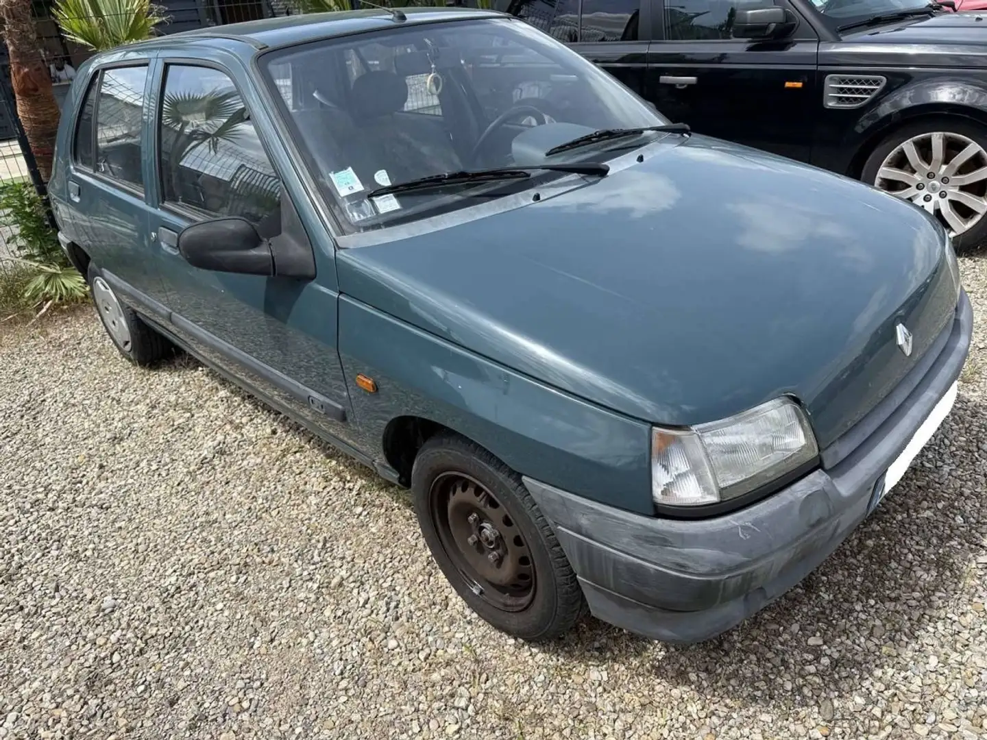 Renault Clio 1.2 FIDJI 80ch Weiß - 2