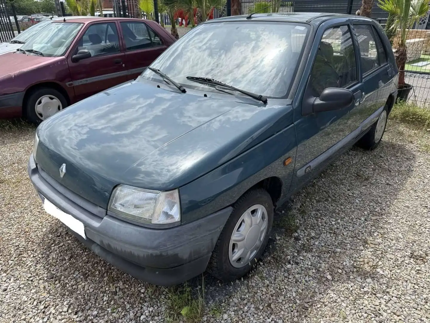 Renault Clio 1.2 FIDJI 80ch Weiß - 1