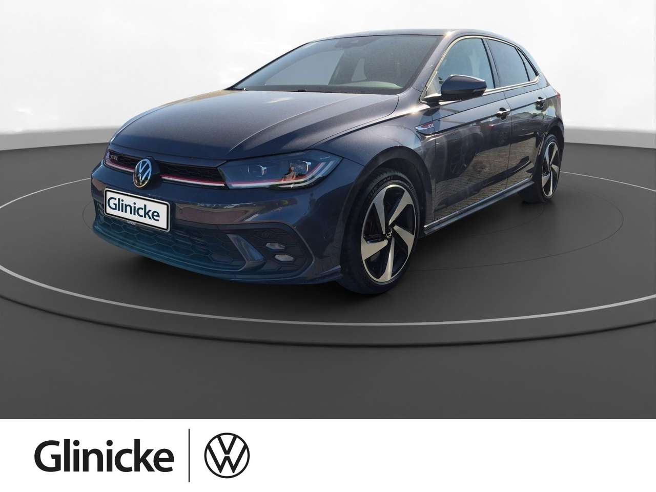 Volkswagen Polo 2023 — 2.0 TSI DSG Carplay SiHz PDC LED