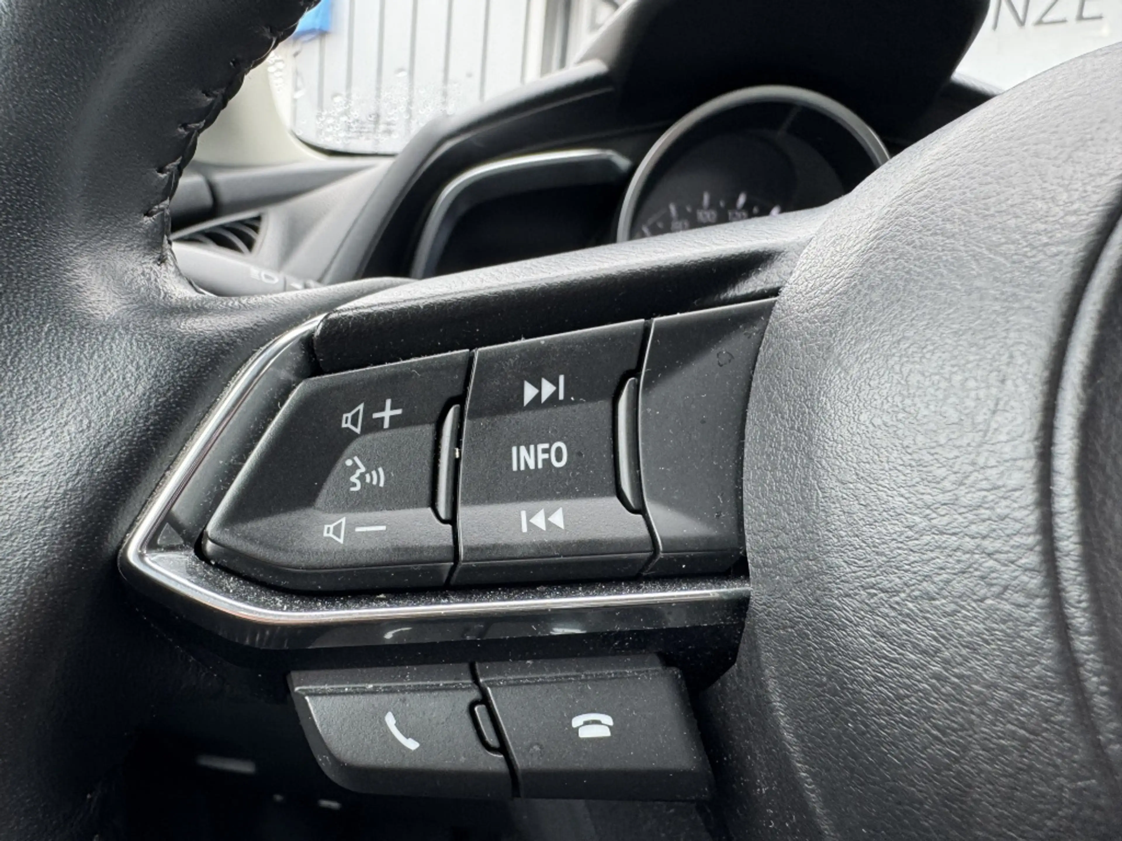 Mazda 2 1.5 Skyactiv-G GT-M | Navi | Clima | Stoelverwarmi — photo 13