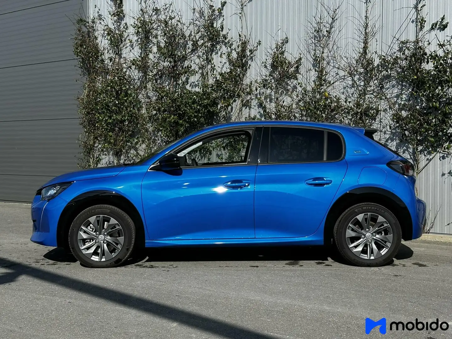 Peugeot e-208 Allure | Apple CarPlay | Camera | Stoelverwarming! Azul - 2