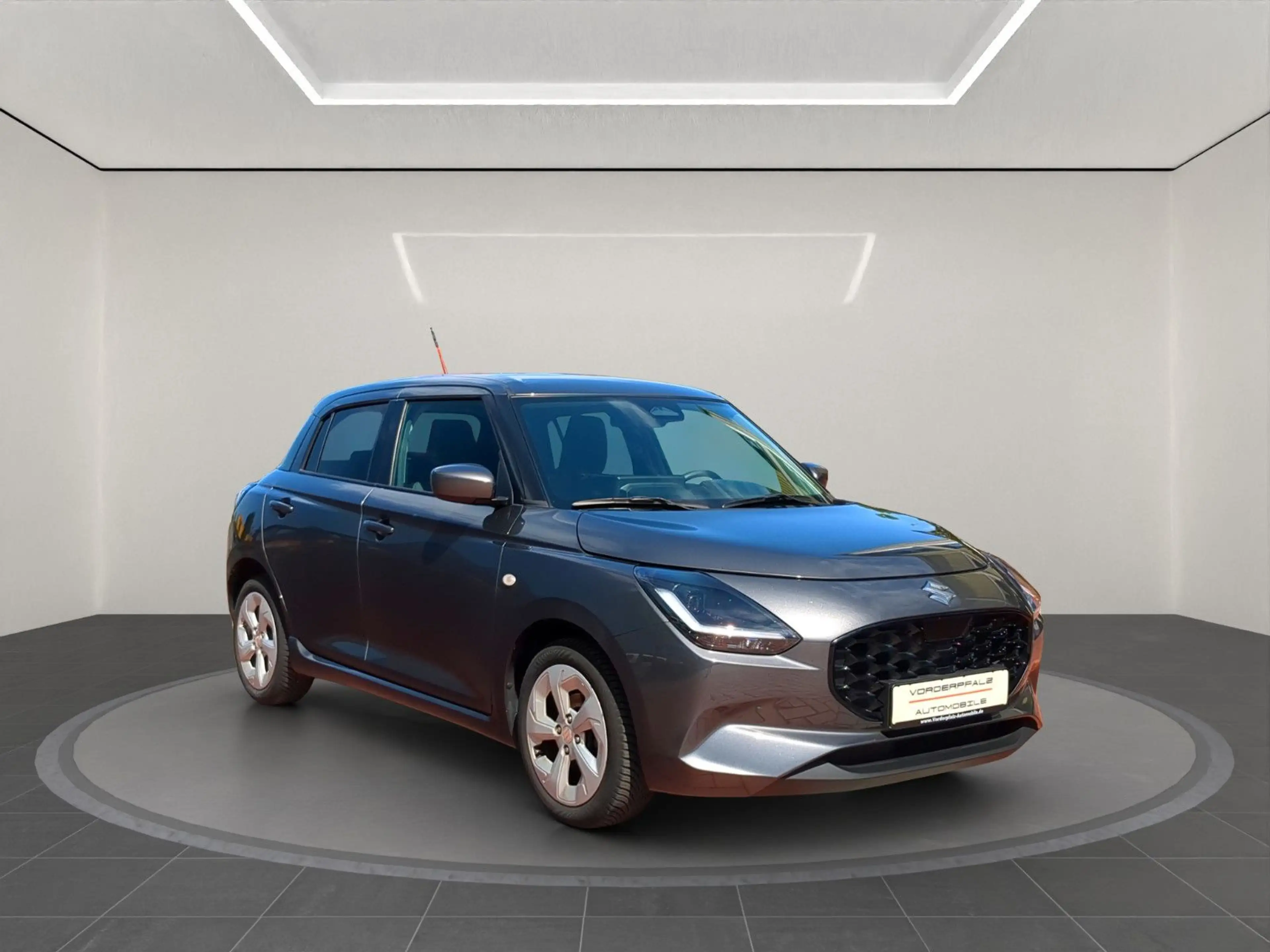 Suzuki Swift 1.2Hybrid Comfort+ SHZ RFK NAVI — photo 3