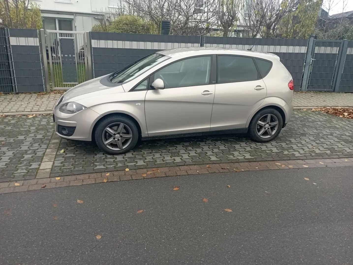 SEAT Altea 1.6 TDI DPF DSG 4You - 1