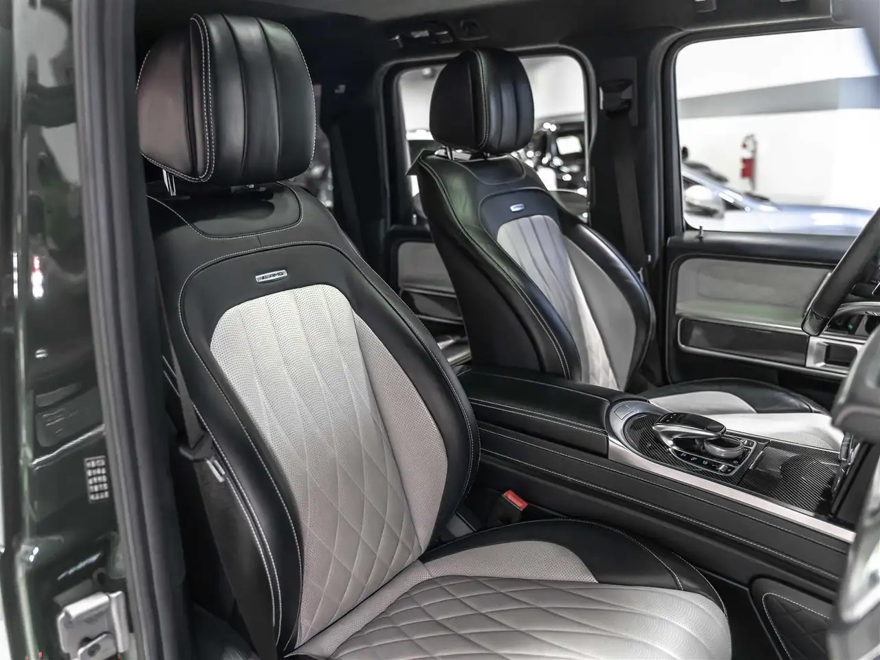 Mercedes-Benz G-Class снимка Mercedes-Benz G-Class
