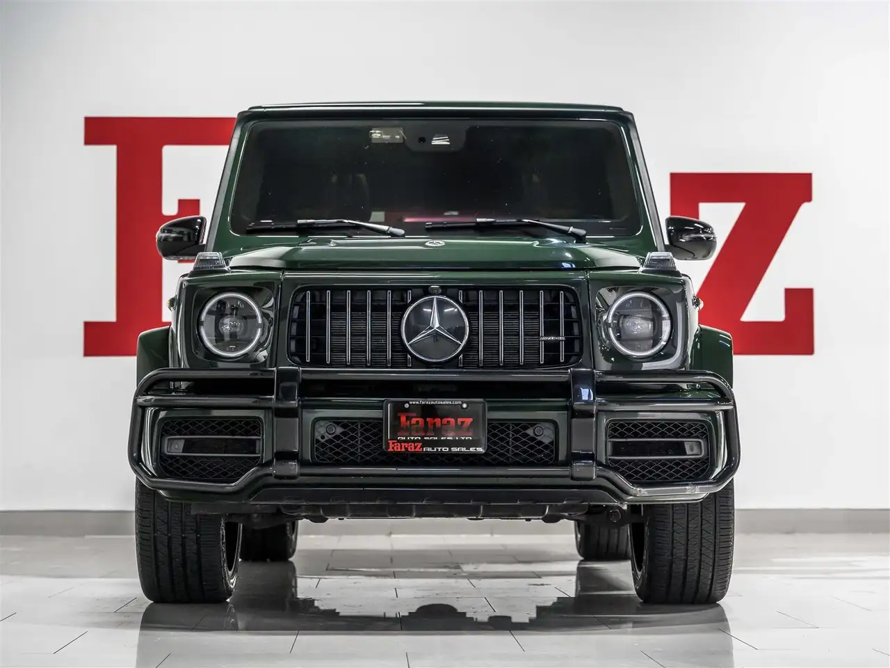Mercedes-Benz G-Class снимка Mercedes-Benz G-Class