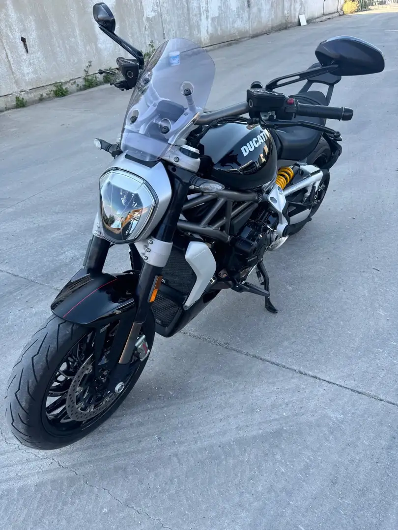 Ducati XDiavel crna - 1