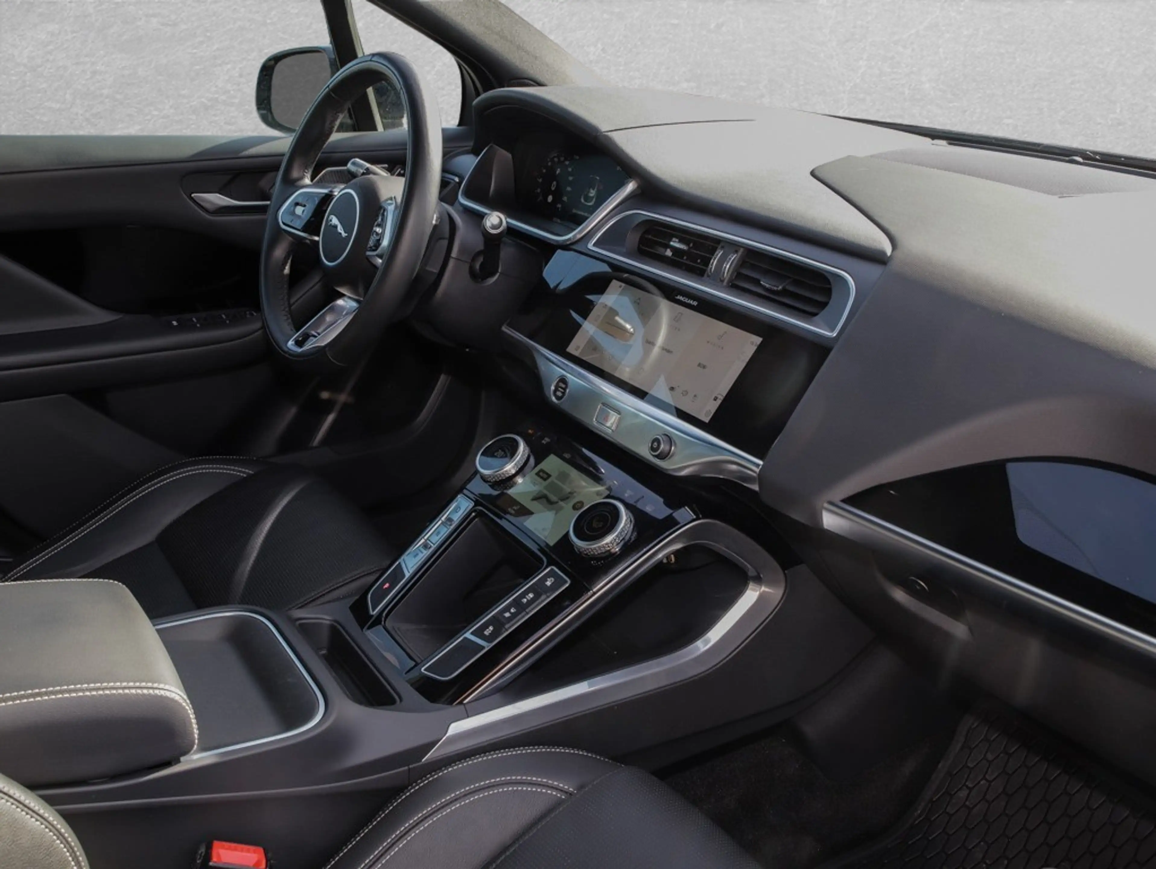 Jaguar I-Pace EV400 S Black Pano Winter LED el.Heck — photo 10