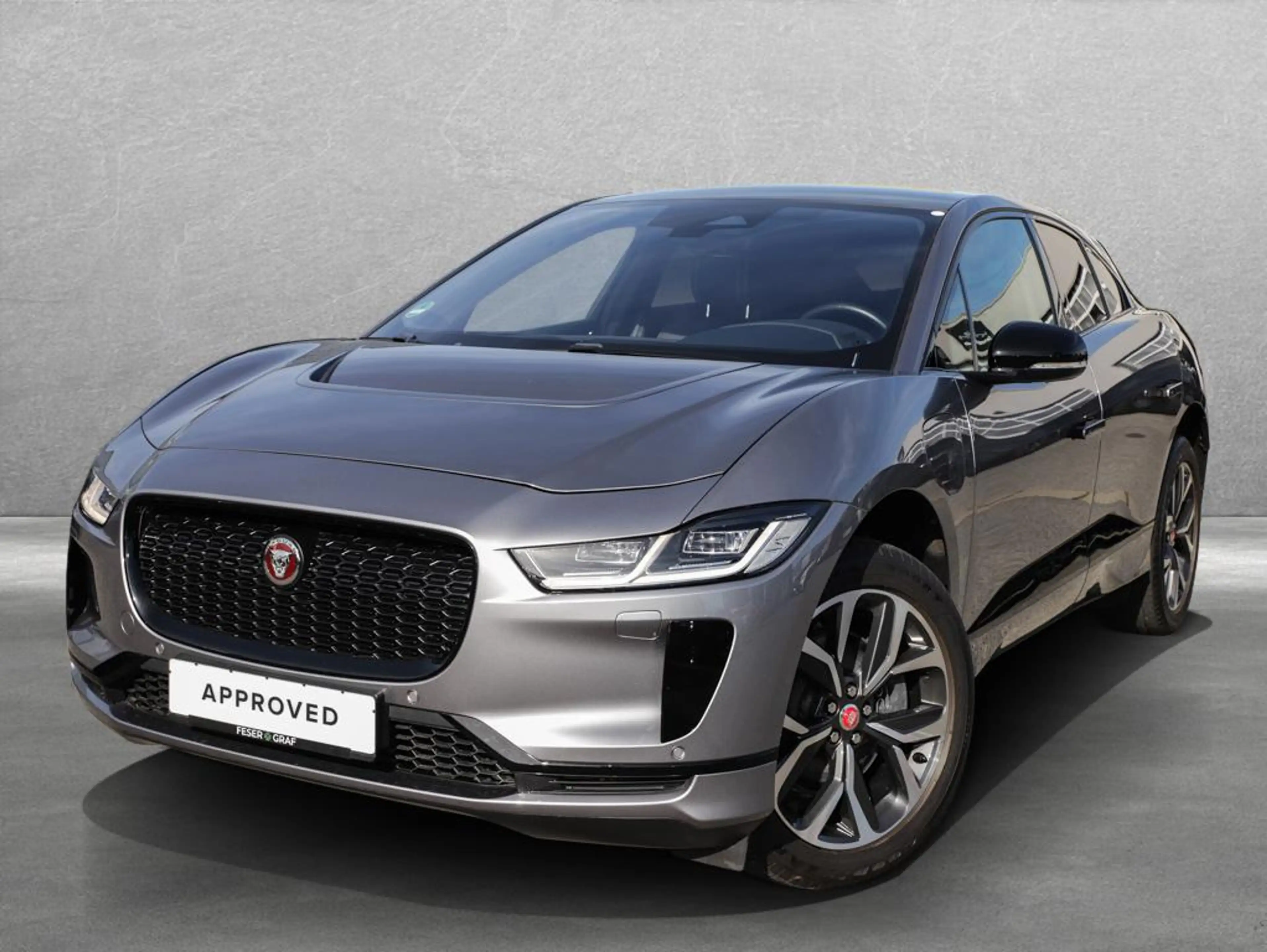 Jaguar I-Pace EV400 S Black Pano Winter LED el.Heck — photo 14