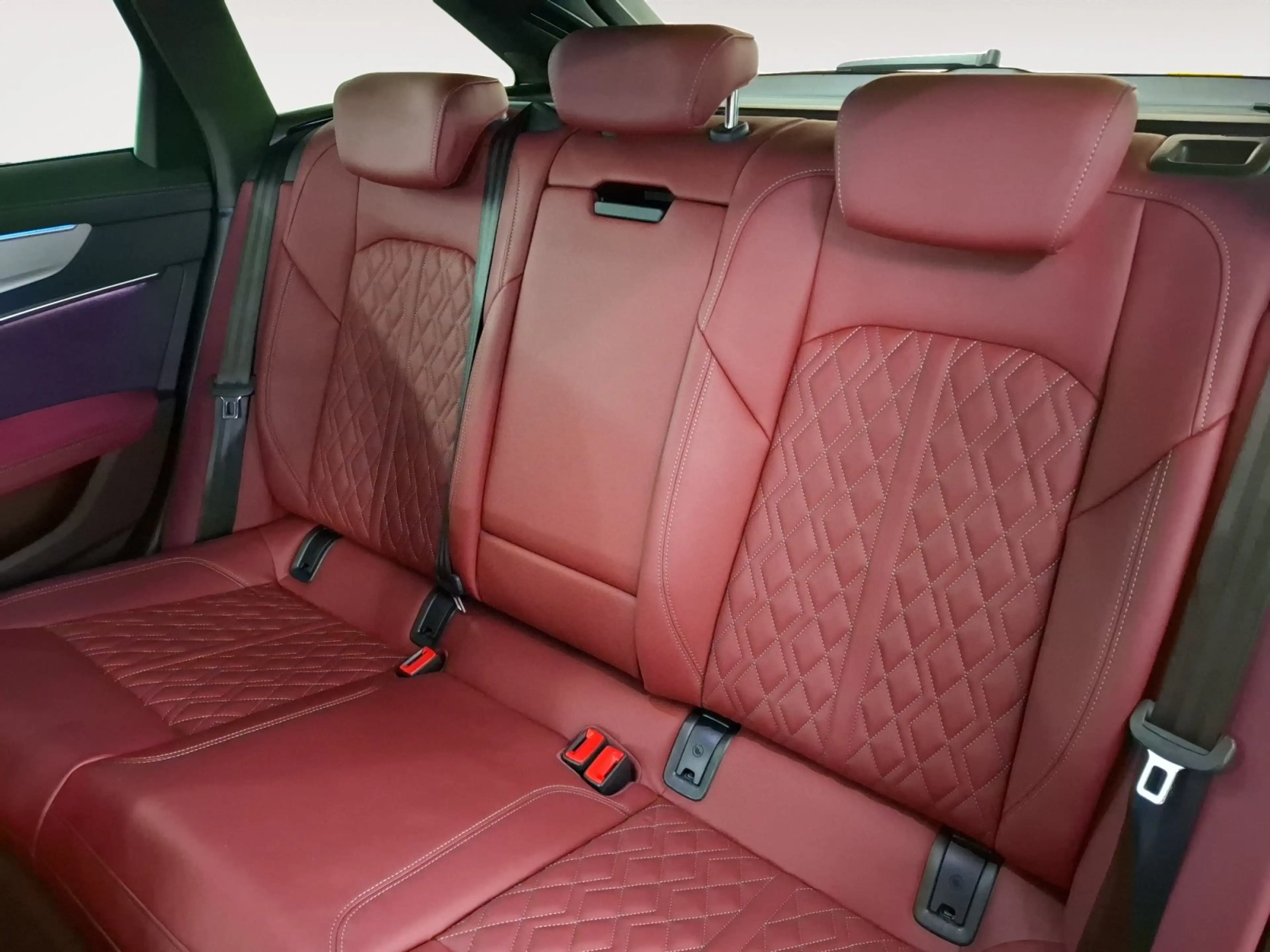 Audi S6 Avant 3.0 TDI quattro AHK Matrix B&O STH 360 — photo 9