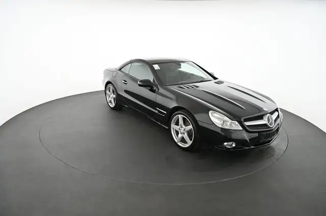 Mercedes-Benz SL view 22