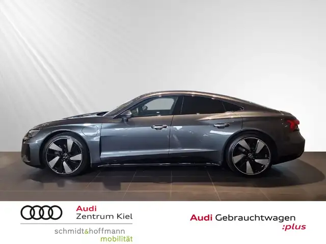 Audi E-Tron GT view 3