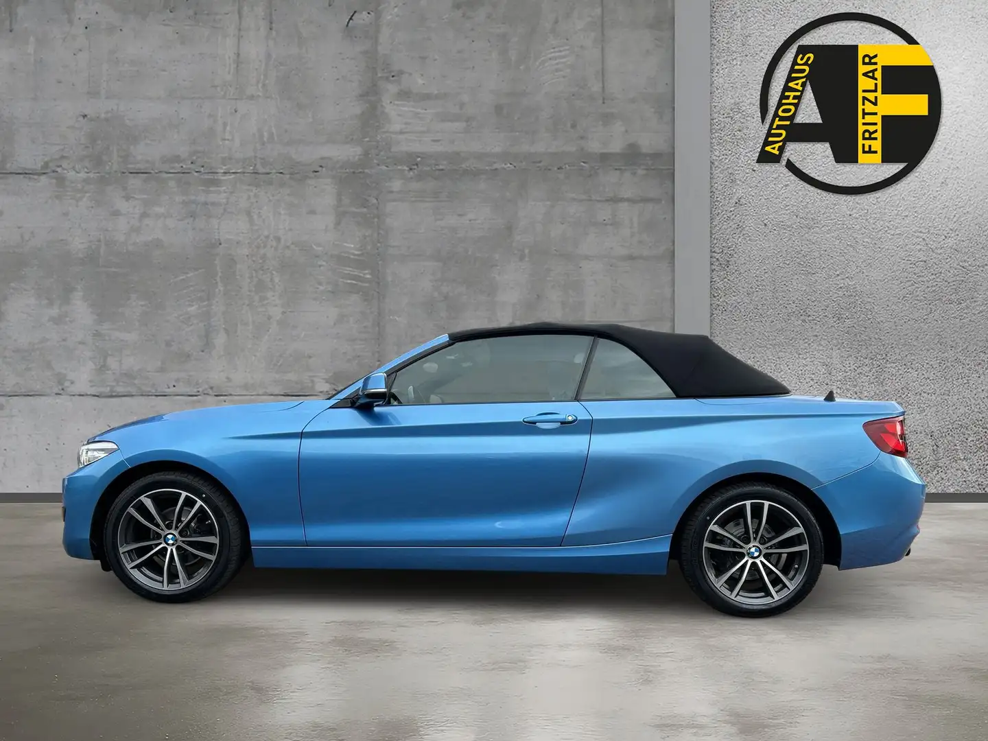 BMW 218 218 d Sport Line Blau - 1