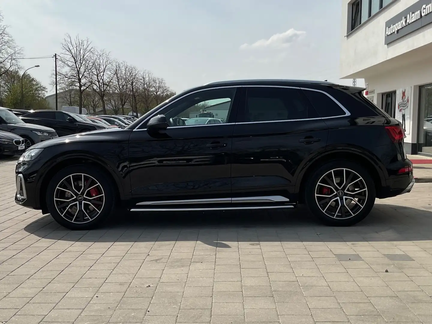 Audi SQ5 3,0 TDI quattro AHK LED HeadUp RFK ACC ViCo Schwarz - 2