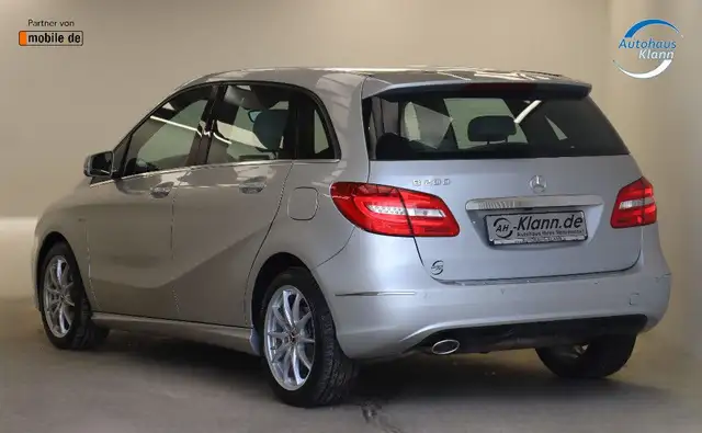 Mercedes-Benz B Class view 8