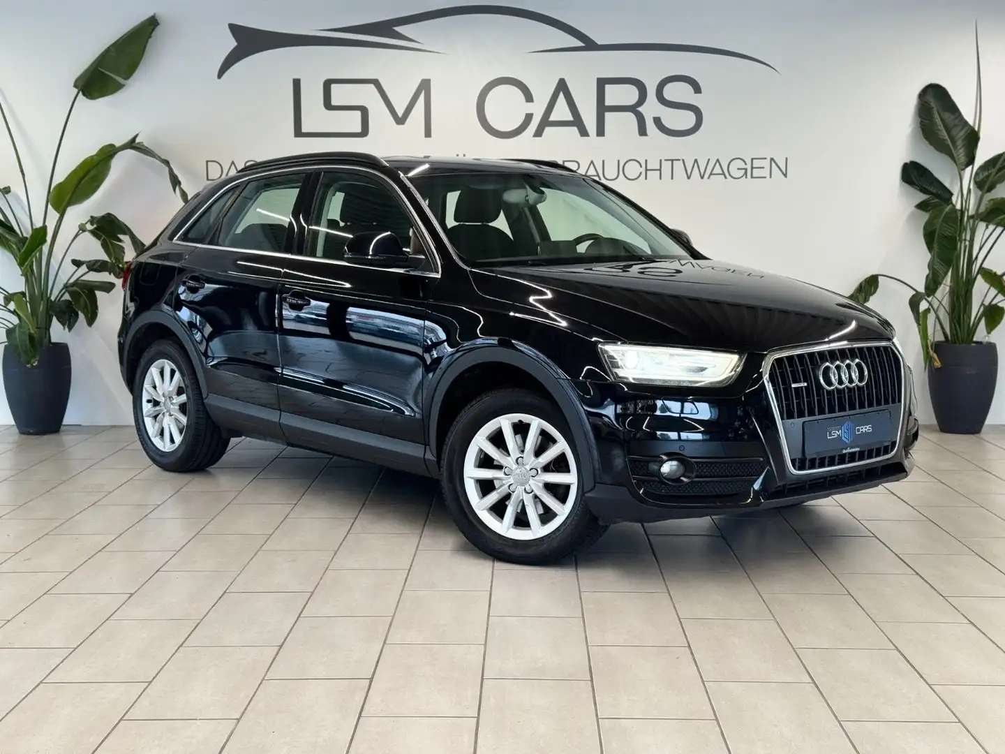 Audi Q3 2.0 TDI quattro BI-XENON/TEMP/NAVI/PDC/LICHT* Schwarz - 1