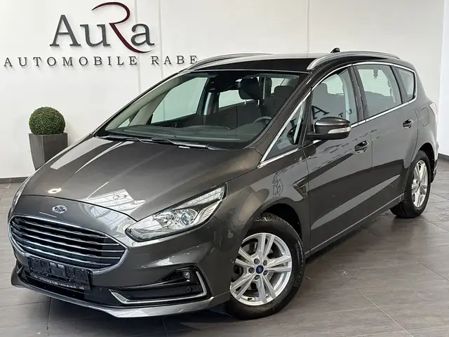Ford S-Max 2.0 EB Titanium Aut. NAV+LED+KAMERA+17ZOLL