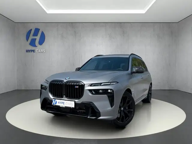 BMW X7 main image