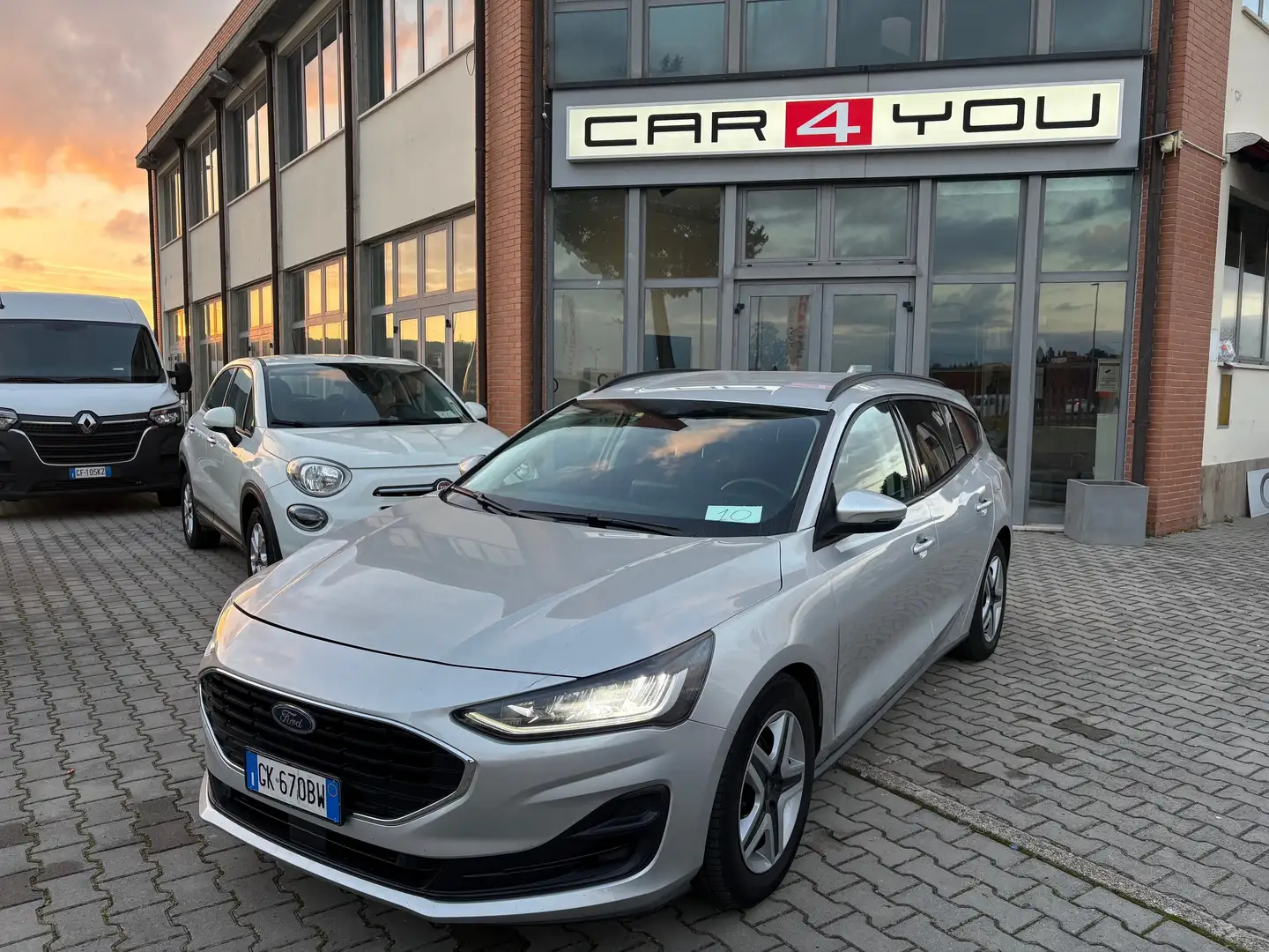 Ford Focus Focus V SW 1.5 ecoblue Business 120cv auto Argento - 1