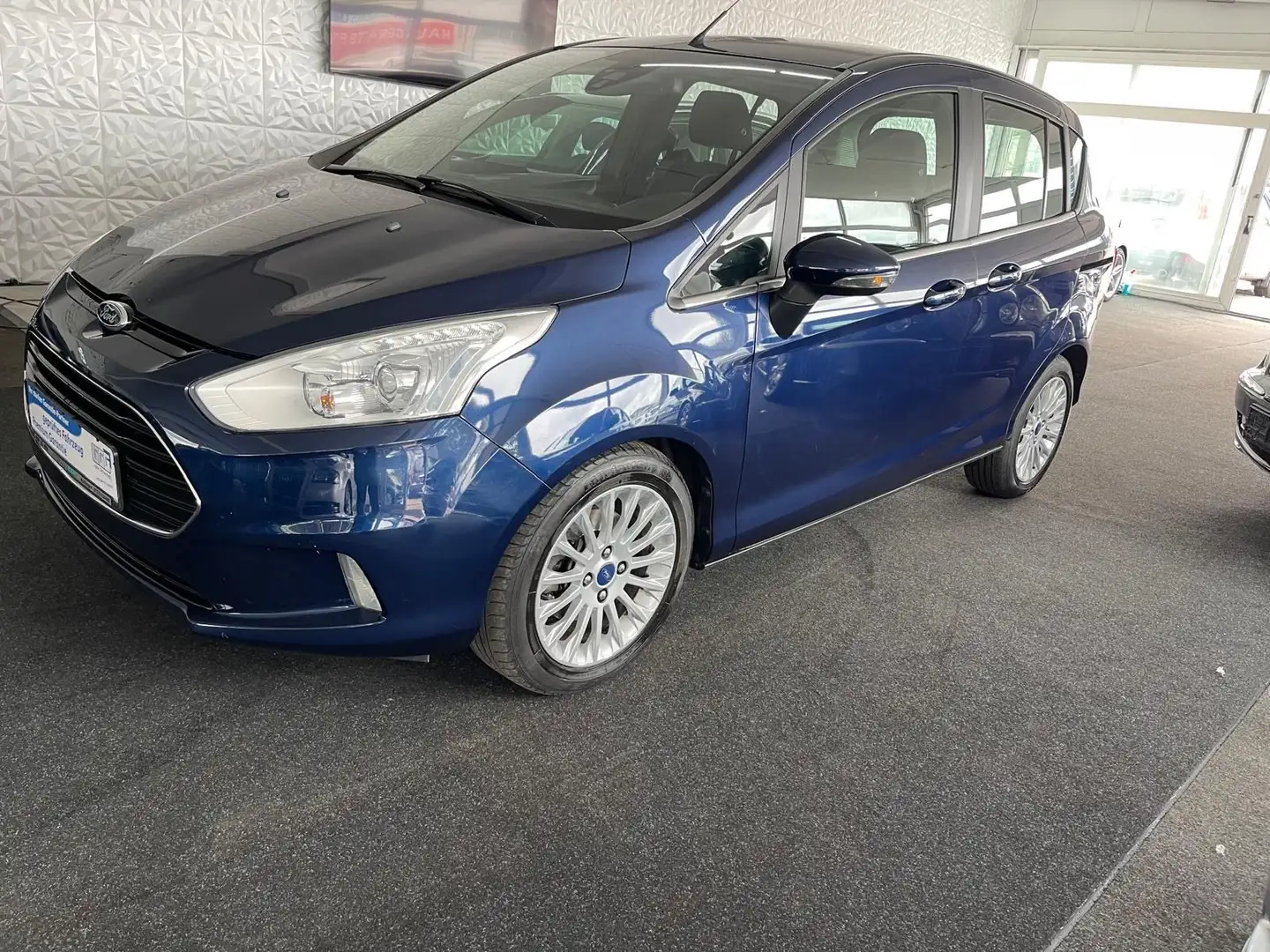 Ford B-Max 1,6 TI-VCT 77kW Titanium PowerShift.Sitzh. Blau - 1