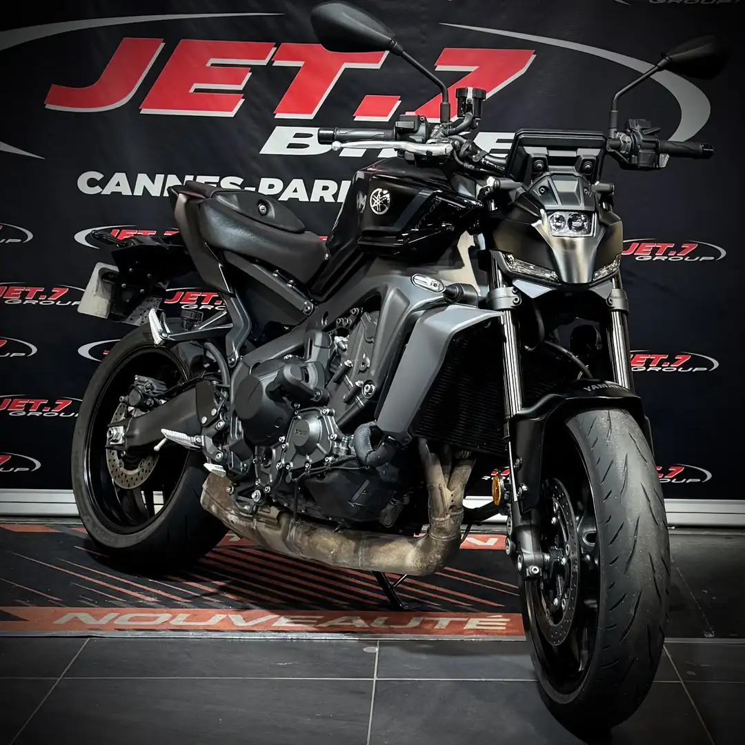 Yamaha MT-09 Noir - 1