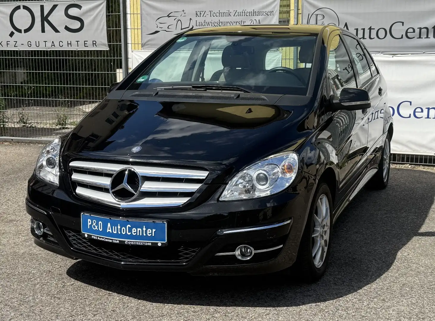 Mercedes-Benz B 150 PDC Klima Teilleder Чорний - 1
