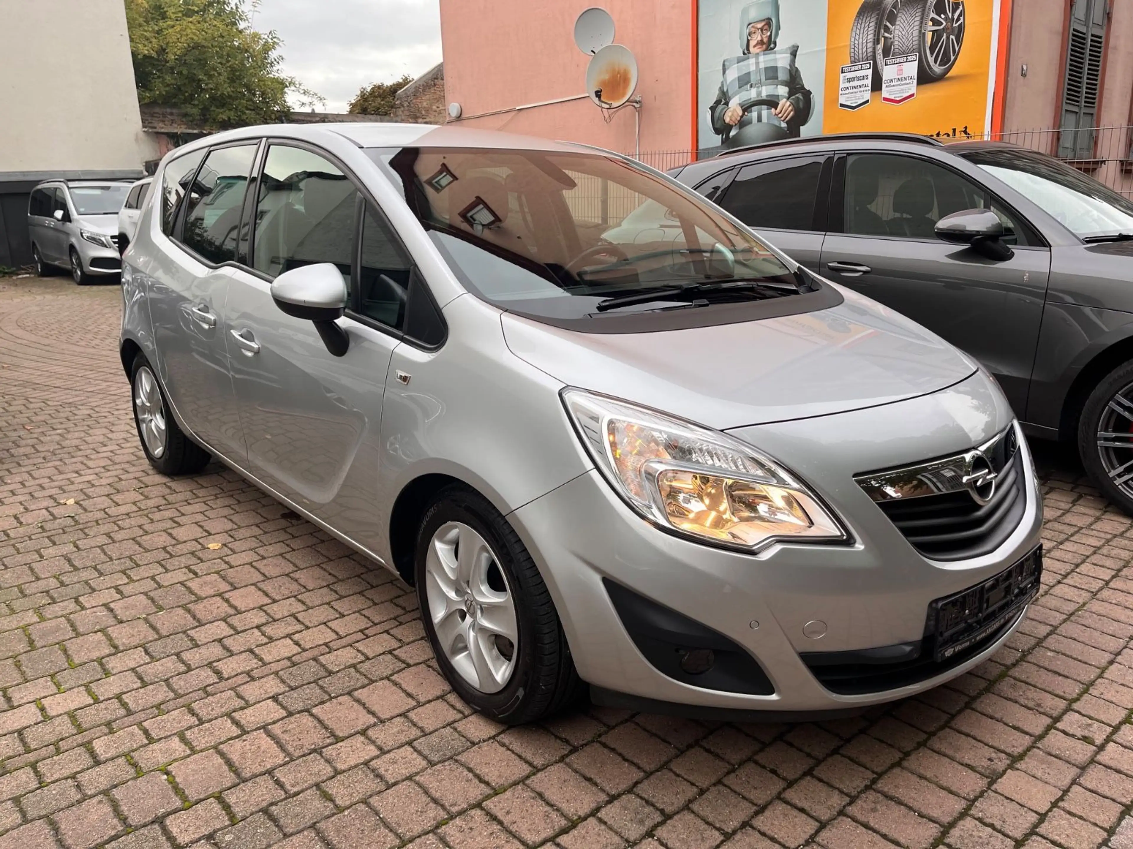 Opel Meriva B Design Edition Navi Klima Bluetooth
