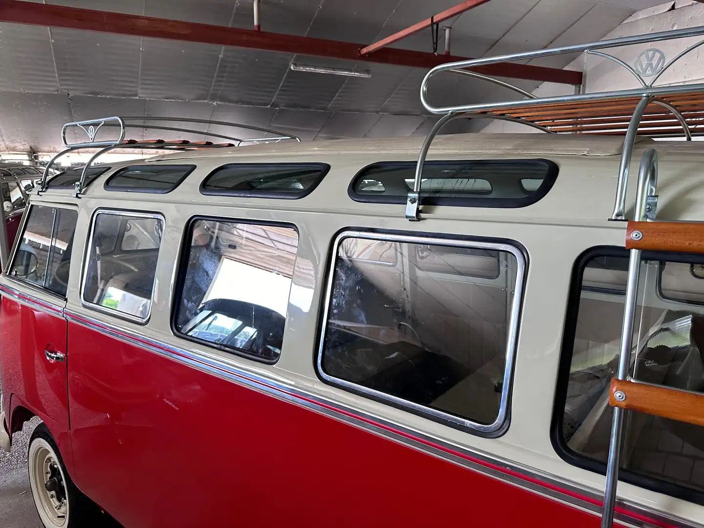 Volkswagen T1 Samba 23 raams Rojo - 1