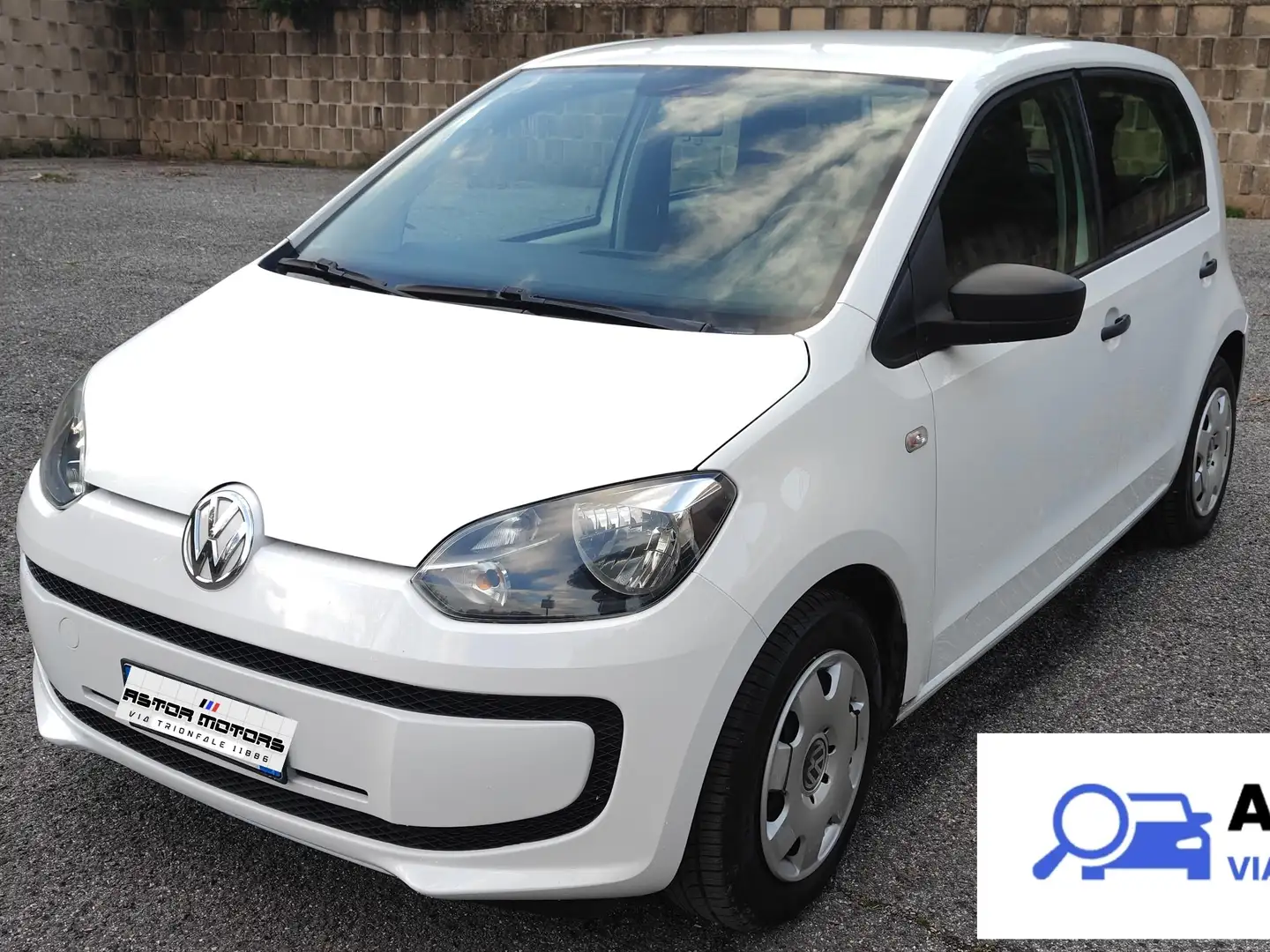 Volkswagen up! Up 2014 5p 1.0 bifuel 68cv 145000km Weiß - 2