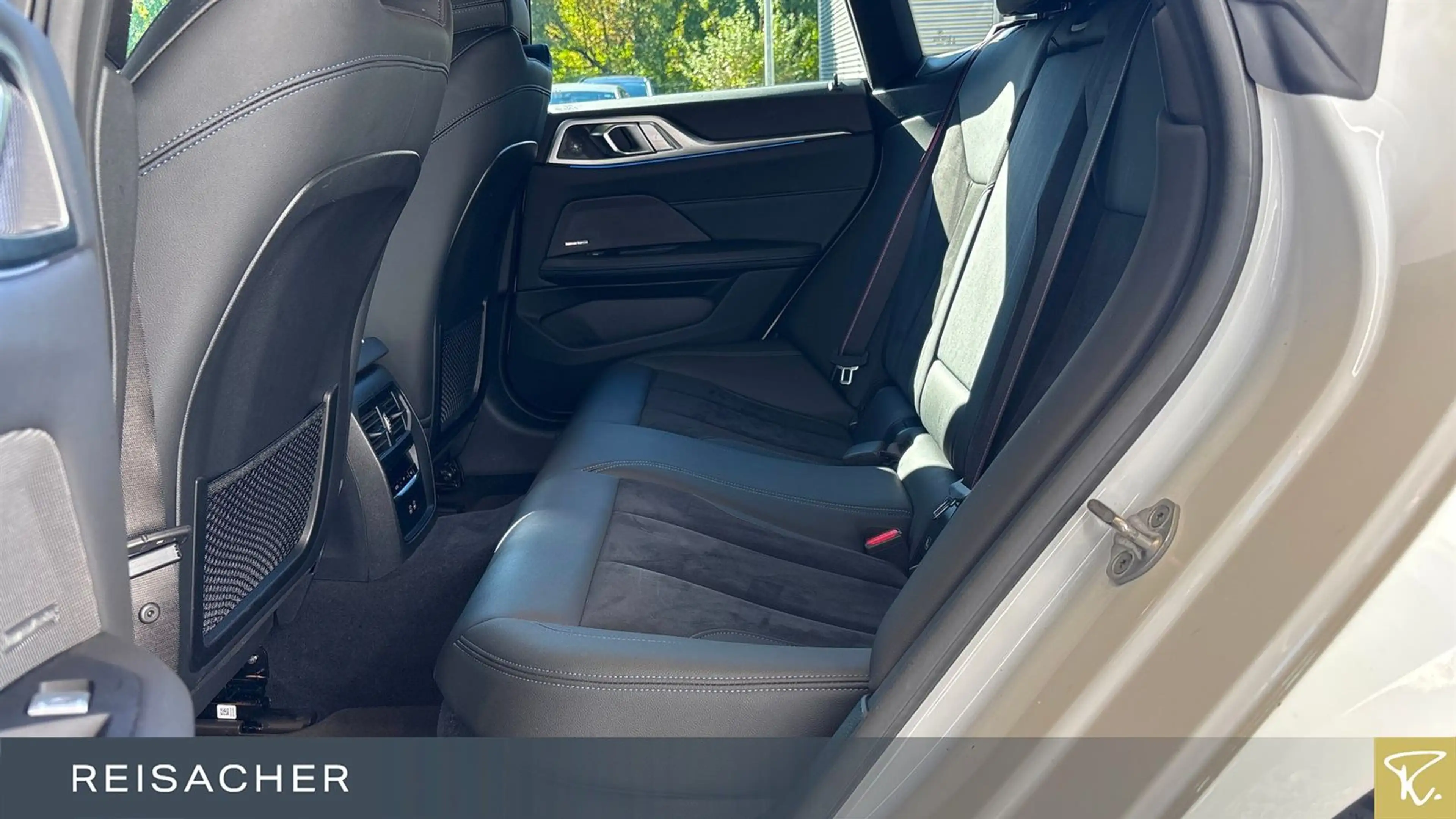BMW i4 I4 M50 M-Sport PRO LCPlus ACC H-K Keyless eSitze — photo 8