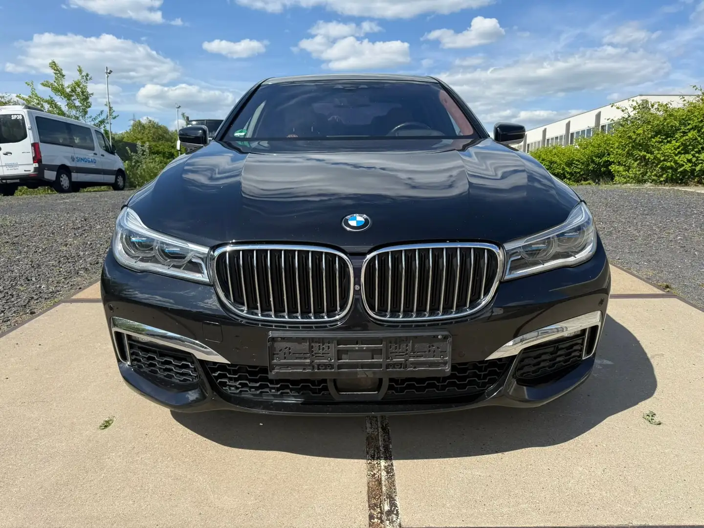 BMW 750 LD Chaffeurpaket xDrive Schwarz - 1