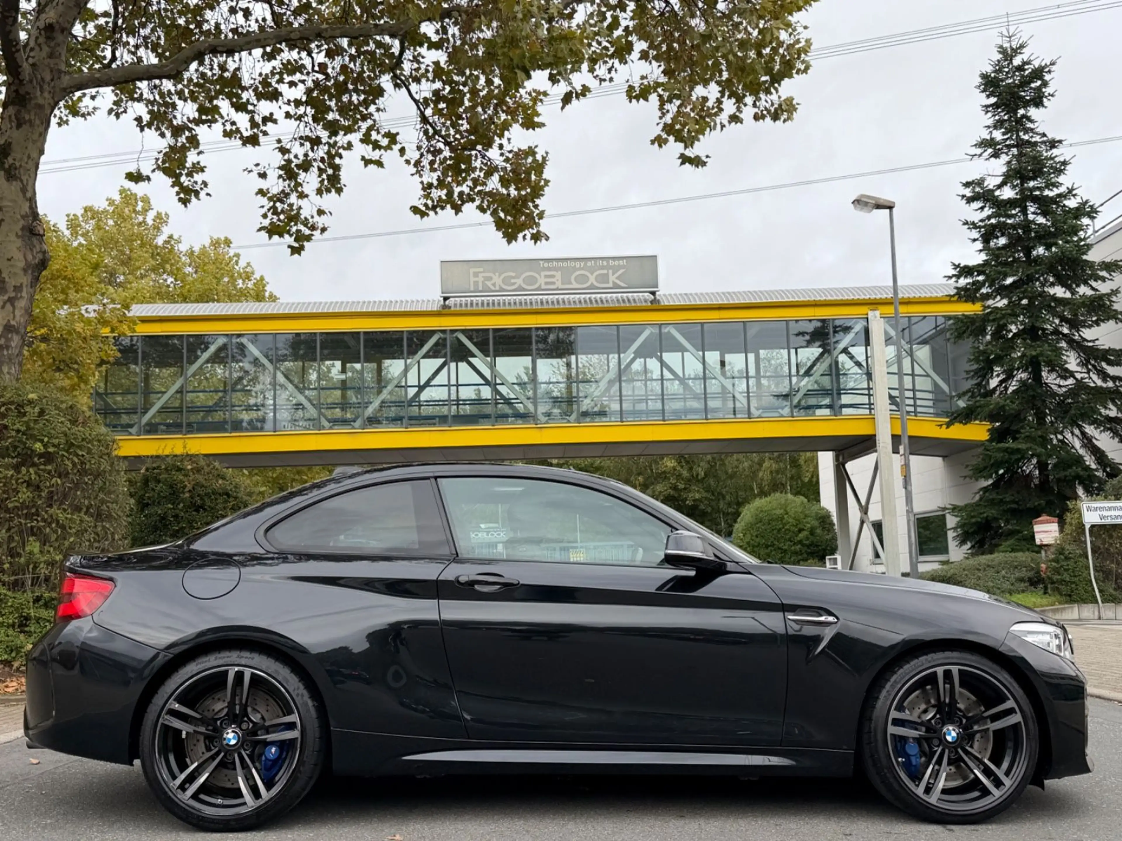 BMW M2 Coupe *PANO*MEMORY*SHADOW*H&K*2HAND* — photo 9
