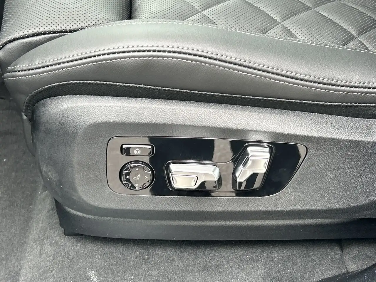 BMW X7 снимка BMW X7