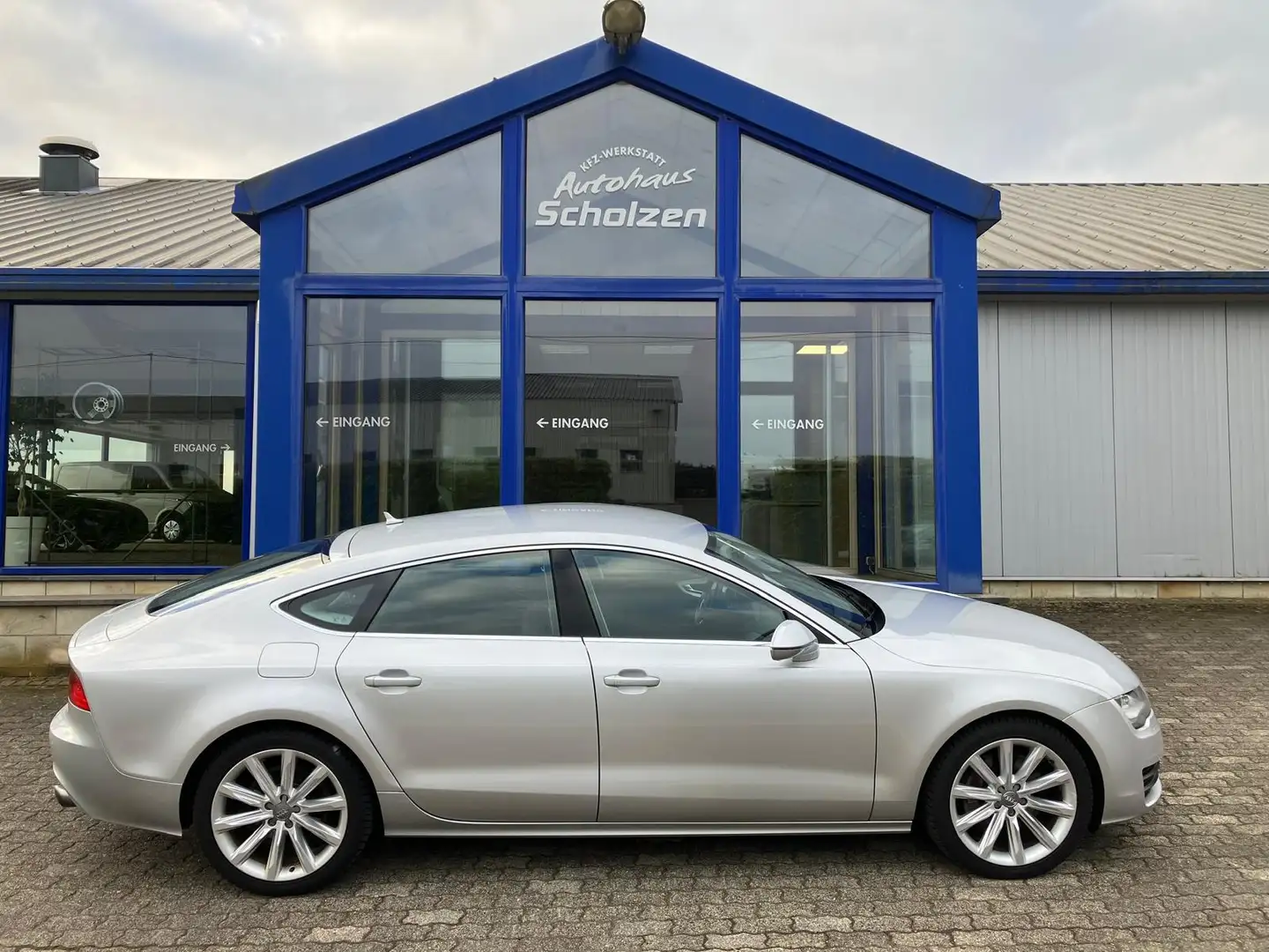 Audi A7 3.0 TFSI quattro NAVI DSG RFK SHZ Silber - 2