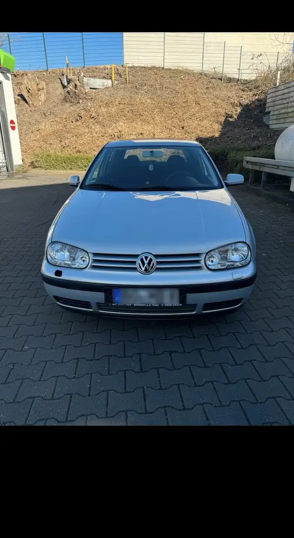 Volkswagen Golf 4 1.6 - 2