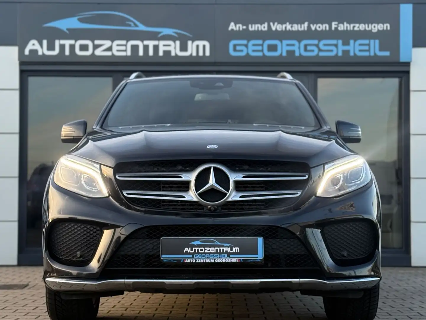 Mercedes-Benz GLE 350 d 4Matic/AMG-Line/LED/AHK/360°-Kamera Schwarz - 2