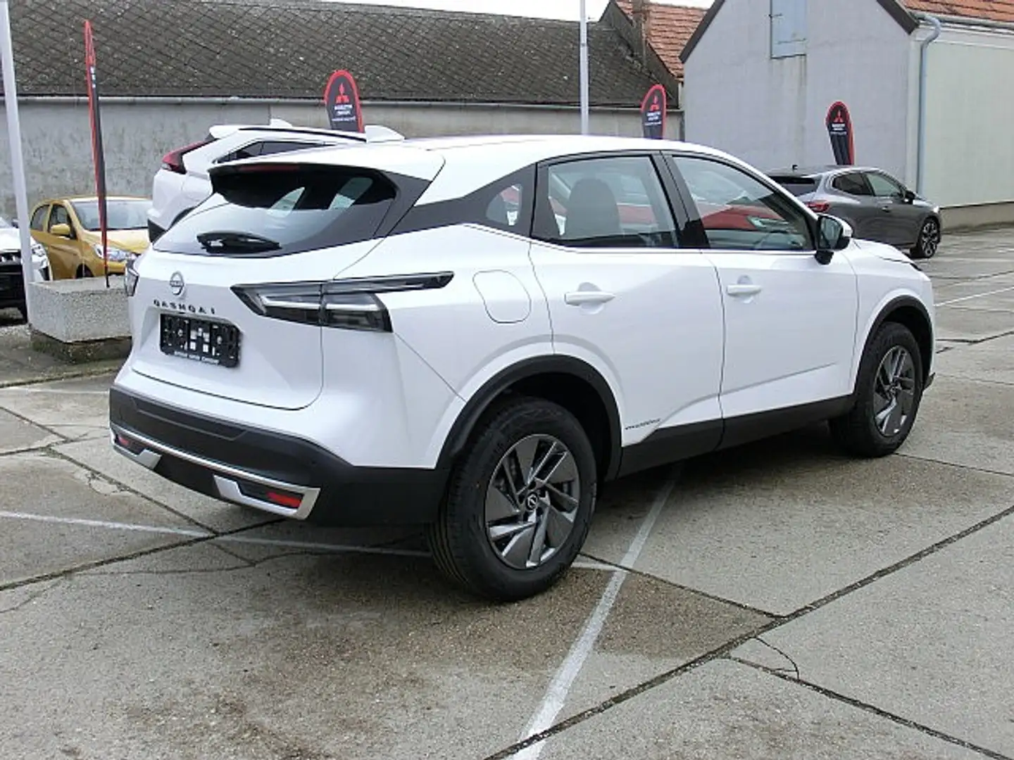 Nissan Qashqai 1,3 DIG-T MHEV First Edition+ Wit - 2