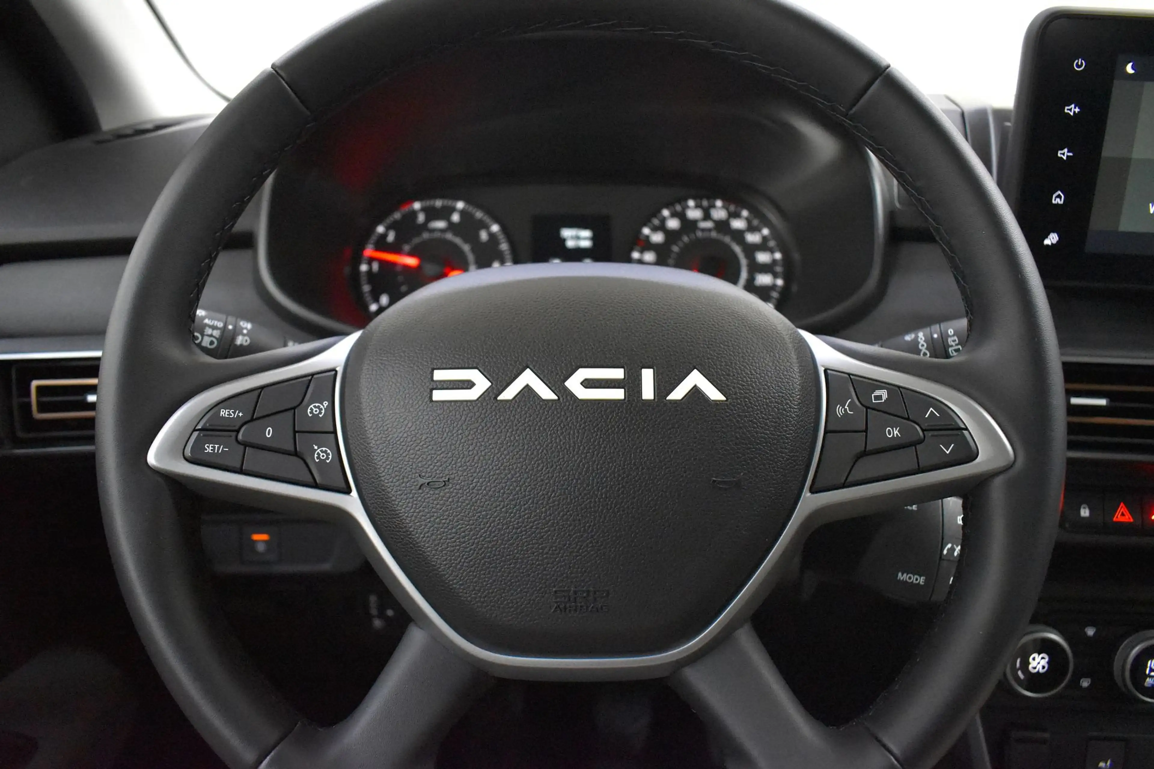 Dacia Sandero Stepway Extreme TCe 90 / Valckenier Denderhoutem — photo 11