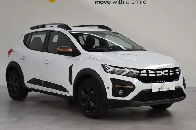 Dacia Sandero Stepway view 3