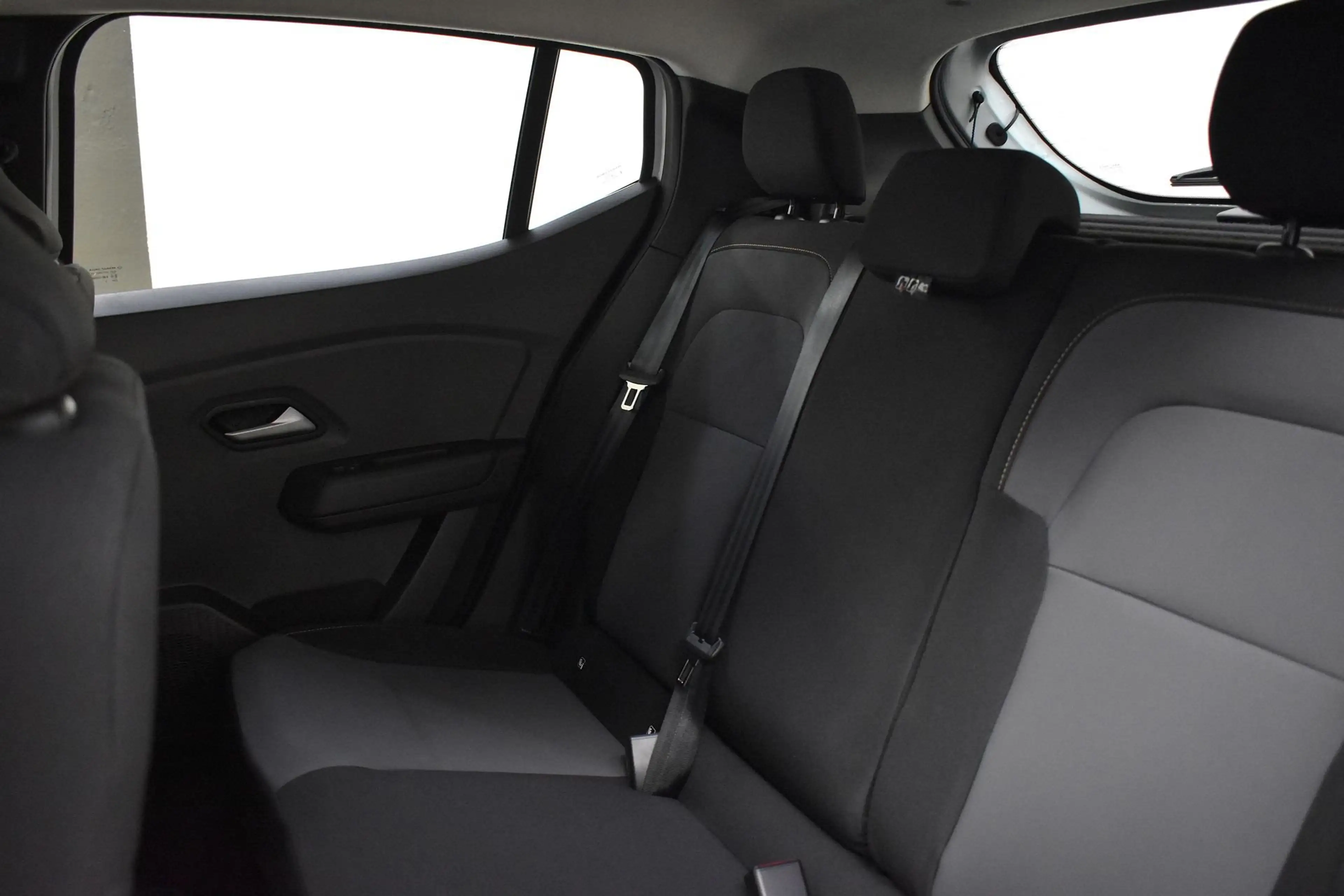 Dacia Sandero Stepway Extreme TCe 90 / Valckenier Denderhoutem — photo 9