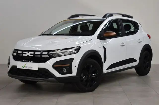 Dacia Sandero Stepway main image