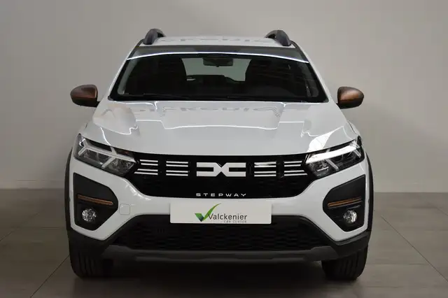 Dacia Sandero Stepway view 2