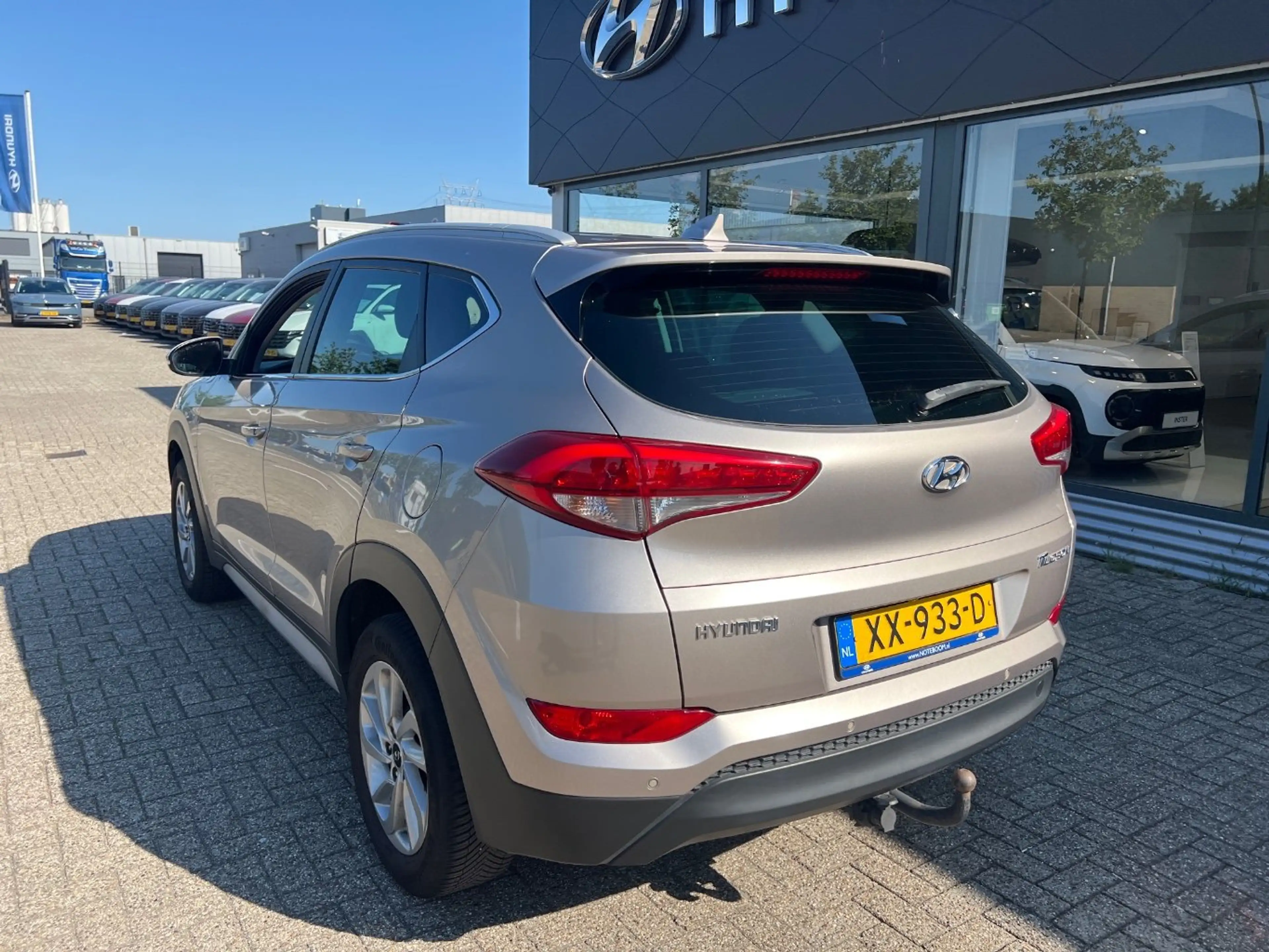 Hyundai TUCSON 1.6 GDi Comfort | Achteruitrijcamera | Airco (auto — photo 4