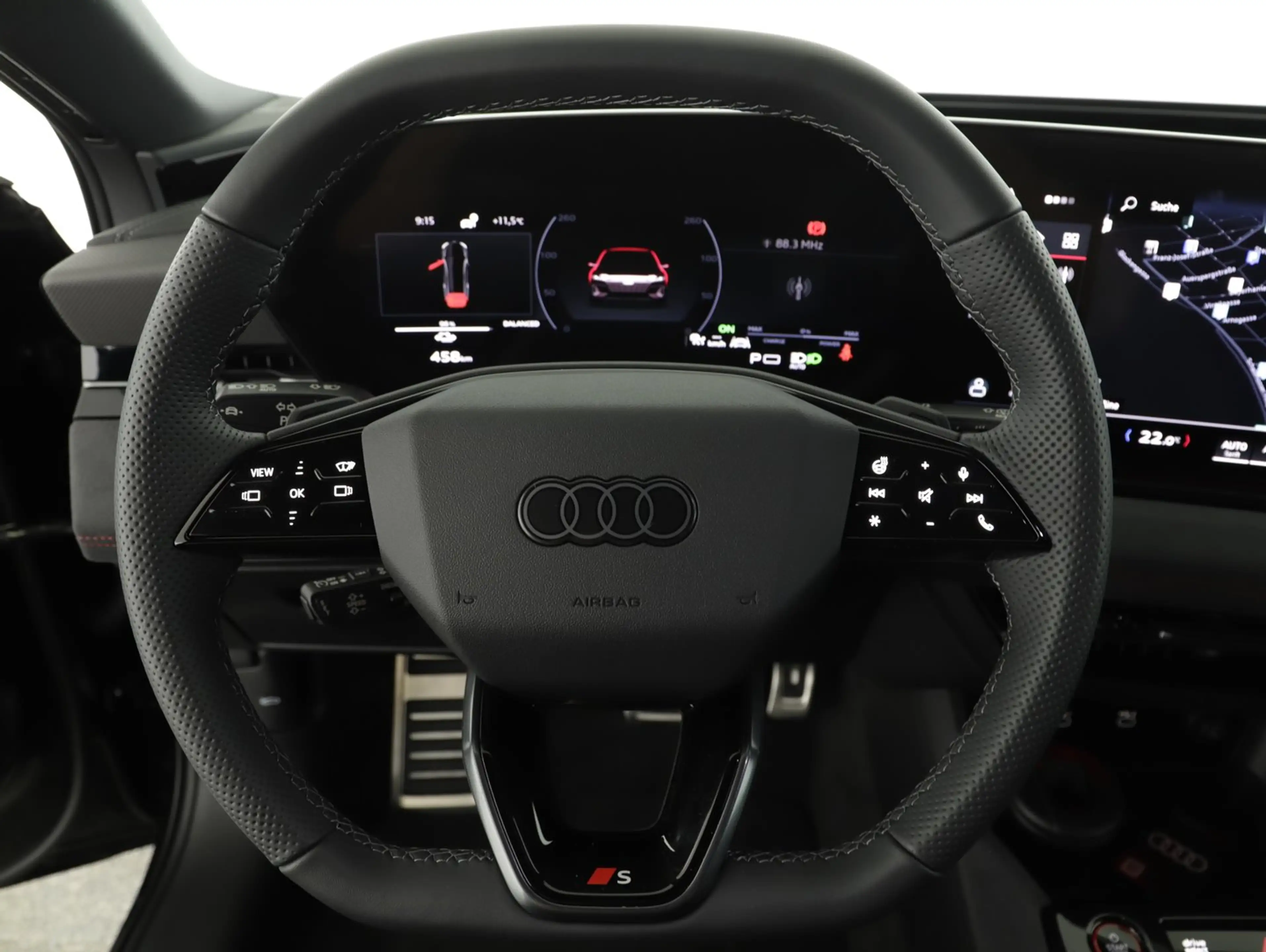 Audi S6 e-tron e-tron — photo 10