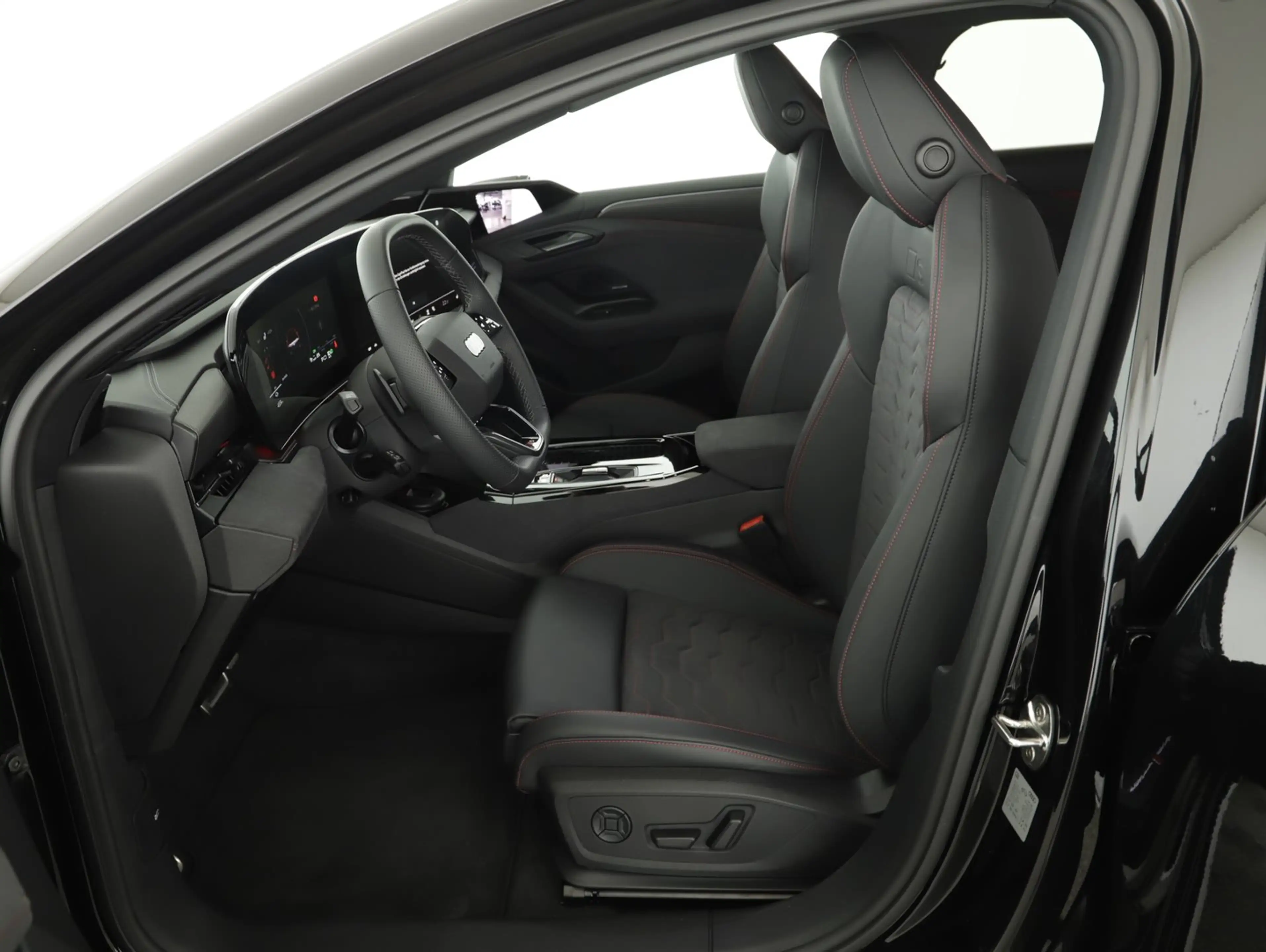 Audi S6 e-tron e-tron — photo 4