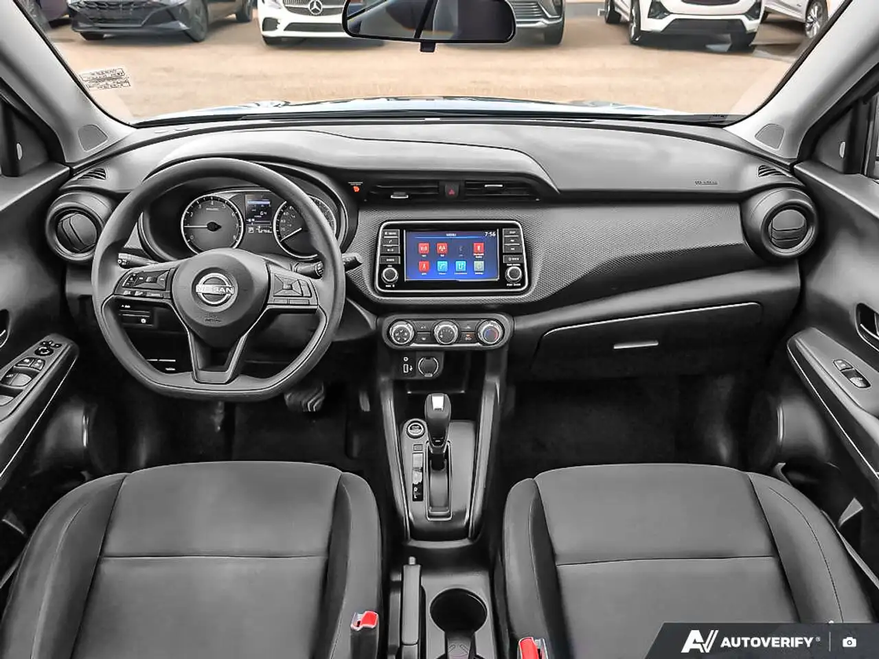 Nissan Kicks fotografie Nissan Kicks