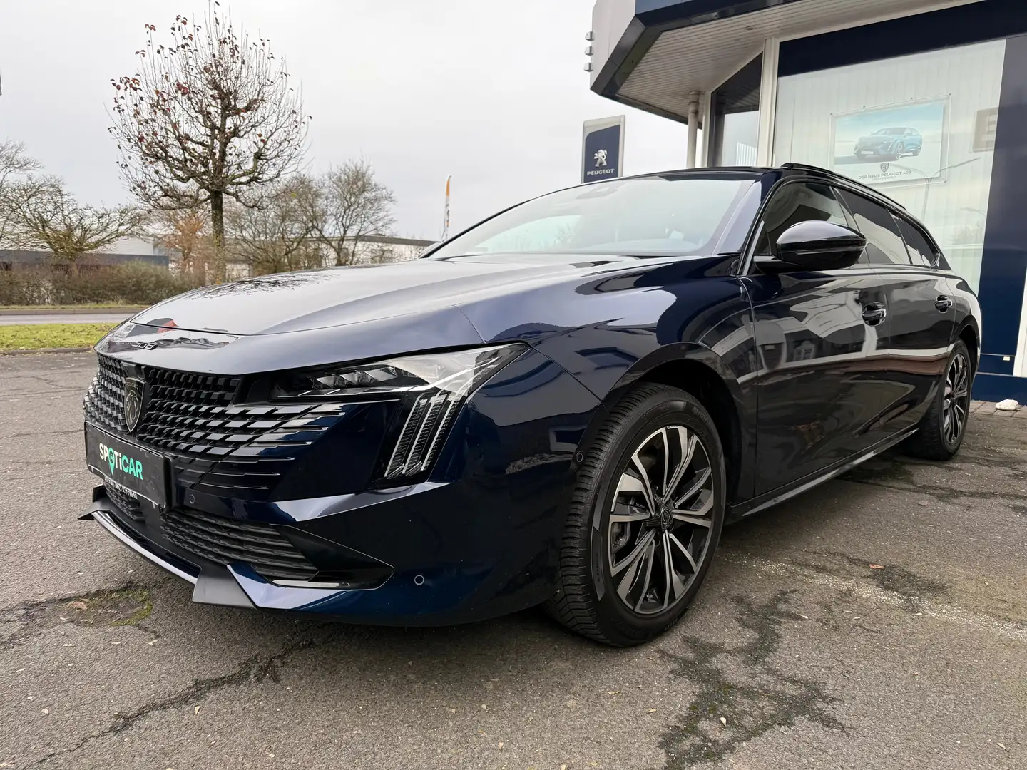 Peugeot 508 Allure BlueHDi 130 EAT8 Blau - 1