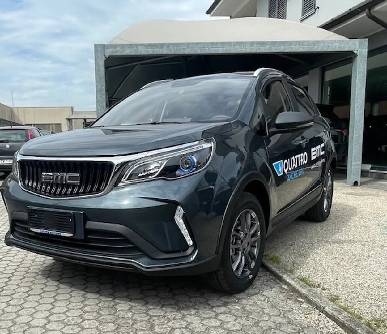 EMC QUATTRO Quattro 1.5 103 cv cvt Grau - 1