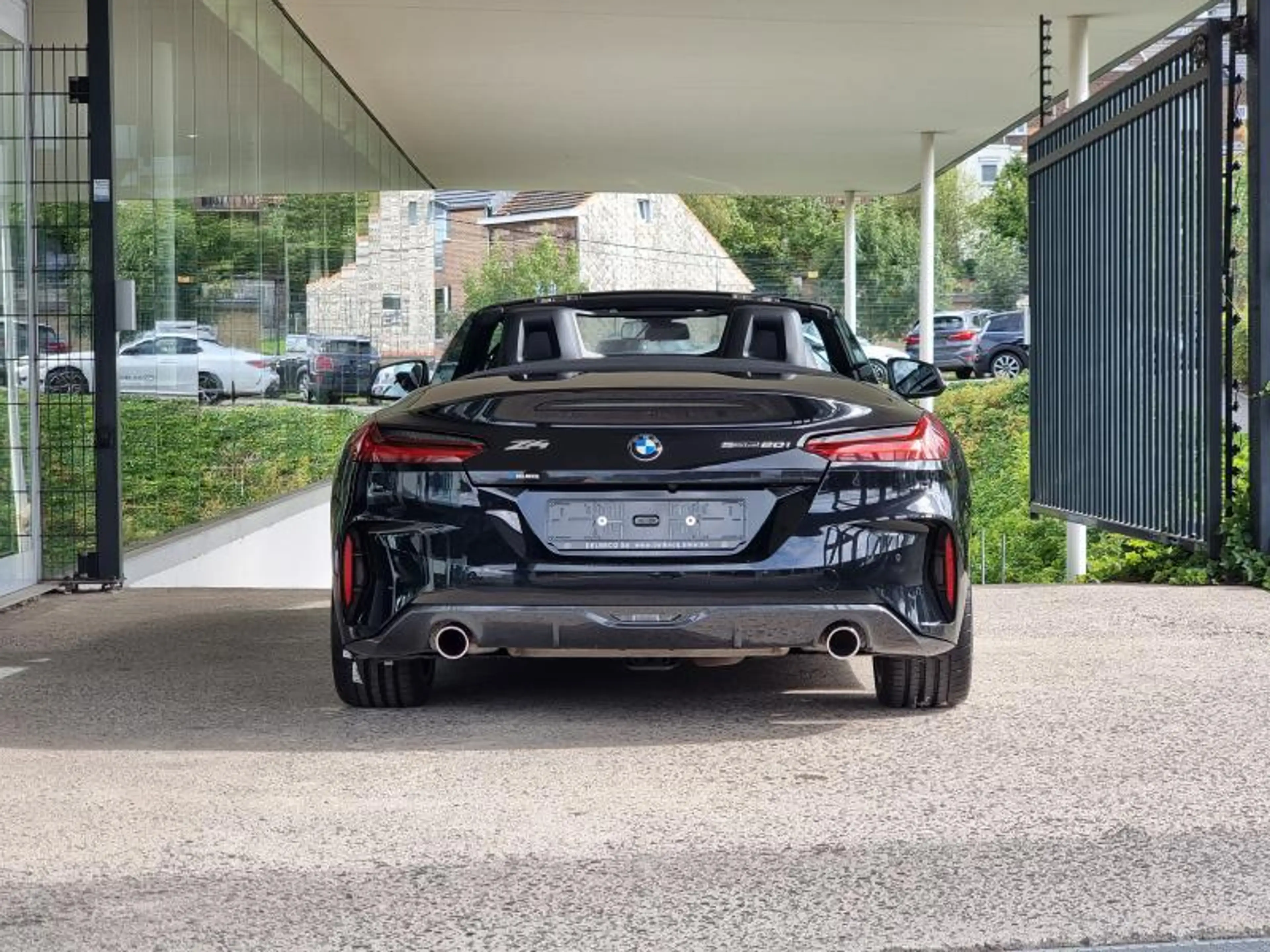 BMW Z4 sDrive 20i M Sport — photo 8